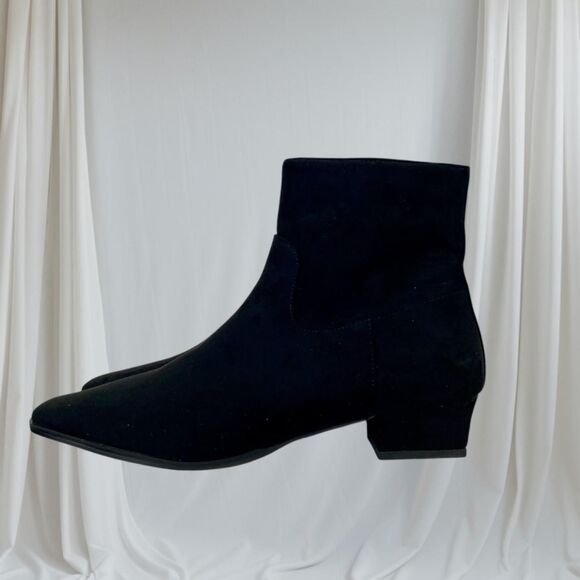 Shoes - Faux Suede Square Toe Minimalist Office Officesiren Work Black Ankle Boots US 8